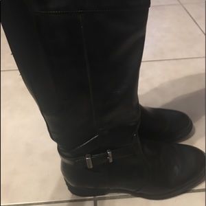 Tall black women’s boots size 8 1/2